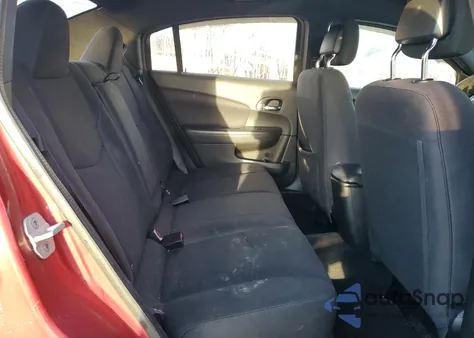 2013 Chrysler 200 Lx z USA, uszkodzony, nr VIN 1C3CCBAB2DN686605